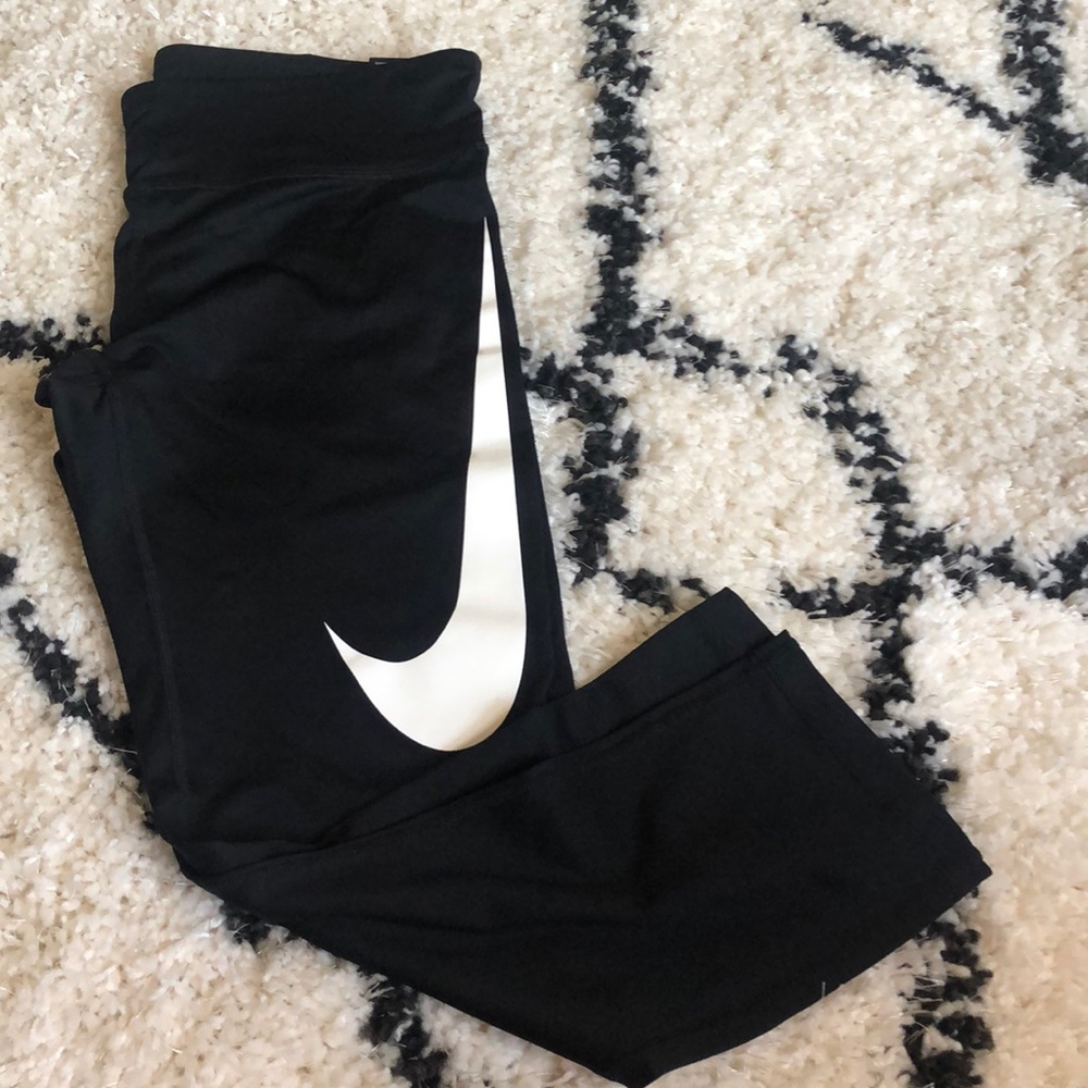 Nike running crop tight